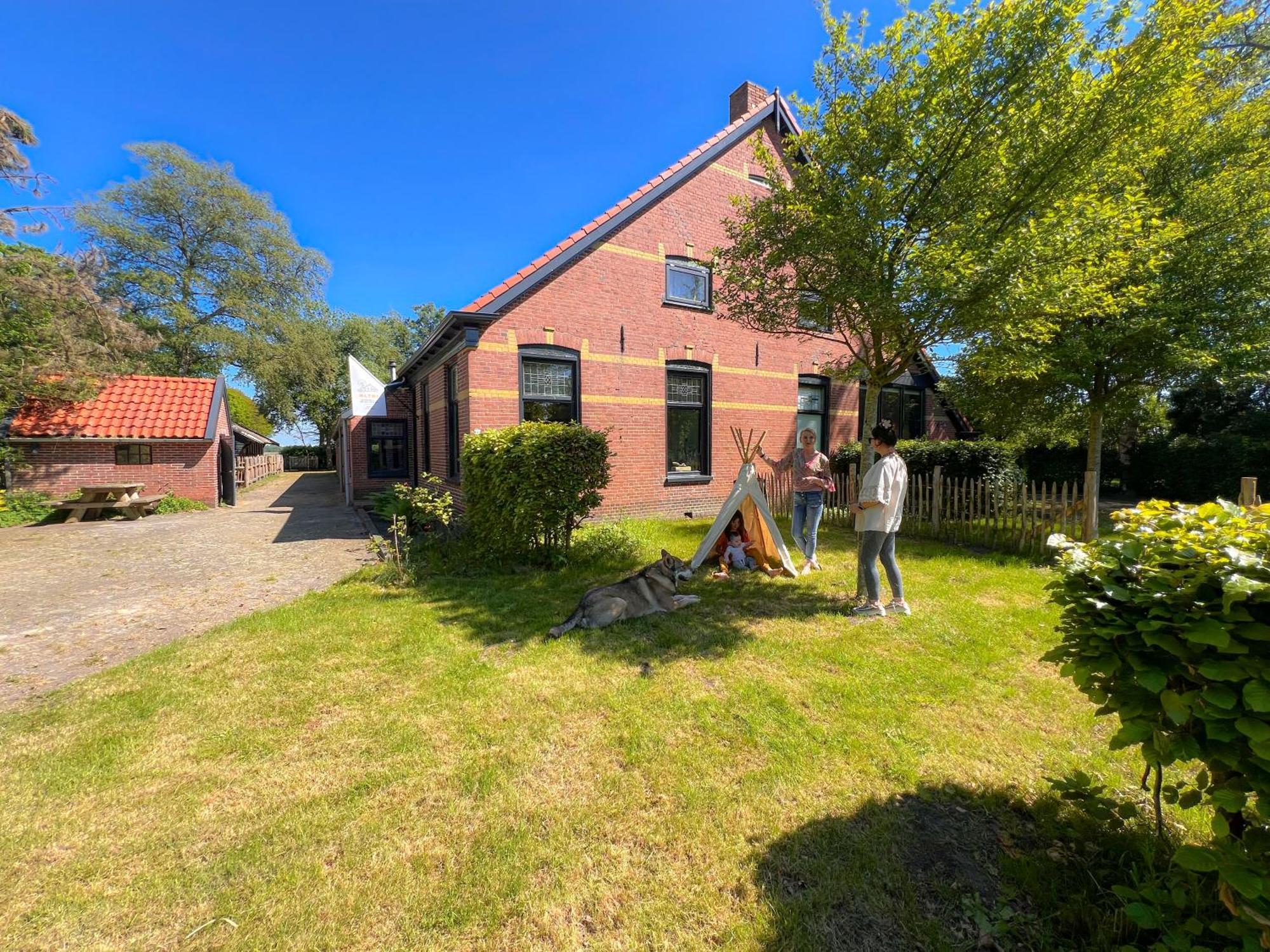 Gastenverblijf In Boerderij In Oost-Groningen Wedde Exterior photo